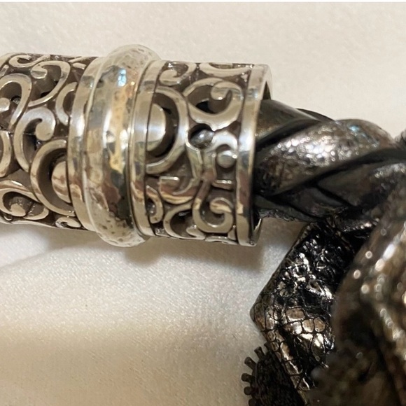 Brighton Barbados Ziptop HOBO Metallic Gray RARE Retired in 2019 Shoulder Bag - Picture 10 of 14